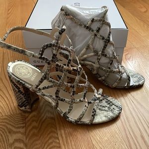 Guess heels 7.5 snake skin